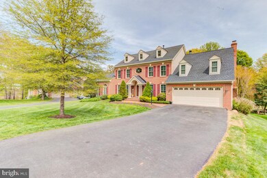 8505 Oak Pointe Way, Fairfax Station, VA 22039 - photo 7