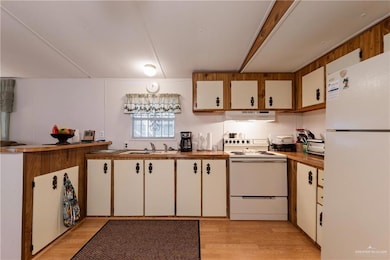 13941 International S, La Feria, TX 78559 - photo 6