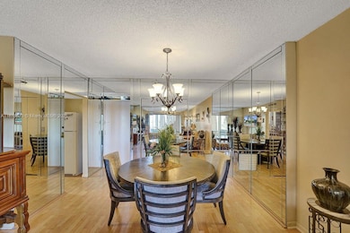 Hillcrest East Number 26 unit 403, Hollywood, FL 33021 - photo 6