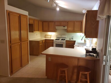 2814 Tropicana Ct, Redding, CA 96003 - photo 3