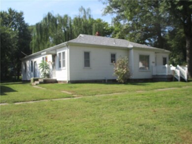 711 Broad St, Tarkio, MO 64491 - photo 3