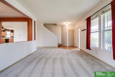2107 S River Rock Dr, Papillion, NE 68046 - photo 6