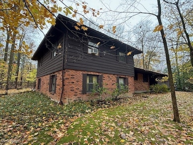 7451 Warwick Ln, Chesterland, OH 44026 - photo 4