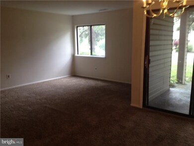 211 W Meadow Rd, Lindenwold, NJ 08021 - photo 4