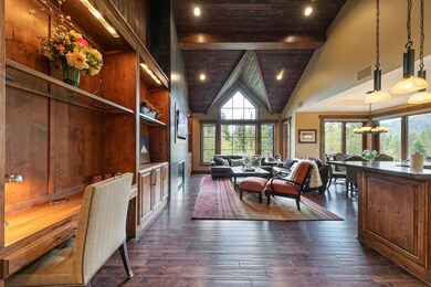 7201 Larkspur Ln unit 4, Truckee, CA 96161 - photo 5