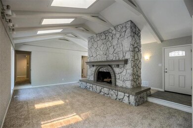 830 NW 13th St, Blue Springs, MO 64015 - photo 5