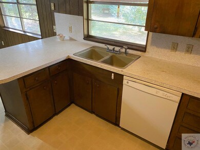 1711 Waverly Dr, Texarkana, TX 75501 - photo 6