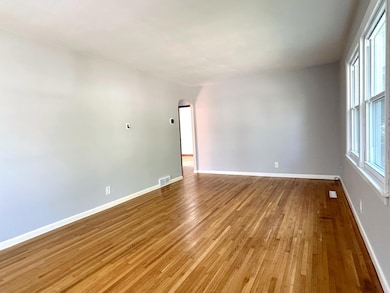 2112 Cottage Ave E, Saint Paul, MN 55119 - photo 3