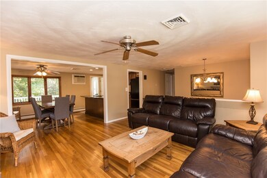 202 Glaude Ln, Woonsocket, RI 02895 - photo 3