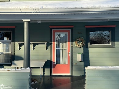 1207 Grove Ave, Corning, IA 50841 - photo 4