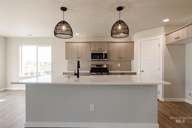 8248 E Sunray Dr, Nampa, ID 83687 - photo 2