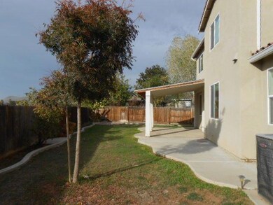 621 N Doree Place, Porterville, CA 93257 - photo 5