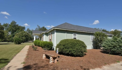182 Marlow Ln, Albany, GA 31721 - photo 4