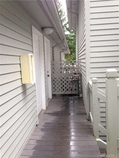 1957 Lake Whatcom Blvd unit 10B, Bellingham, WA 98229 - photo 5