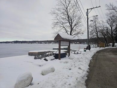 210 W Spring Dr, Twin Lakes, WI 53181 - photo 7