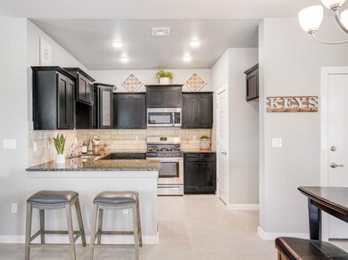 11540 Wayne Carreon St, El Paso, TX 79927 - photo 4