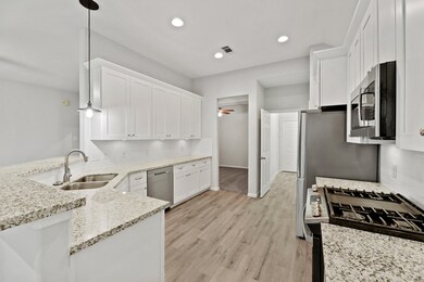 103 S Wynnoak Cir, Spring, TX 77382 - photo 6