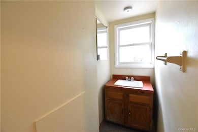 70 High St unit 5, Monticello, NY 12701 - photo 7