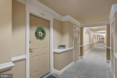 12832 Clarksburg Square Rd, Clarksburg, MD 20871 - photo 5