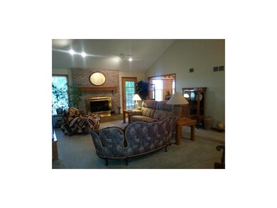 Large Living Room, high-beamed ceiling, newer carp