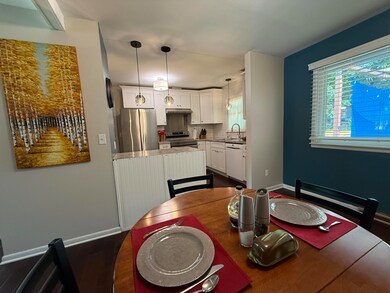 Dining.Kitchen Combo