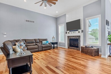 866 Sylvia Ln, Crown Point, IN 46307 - photo 3