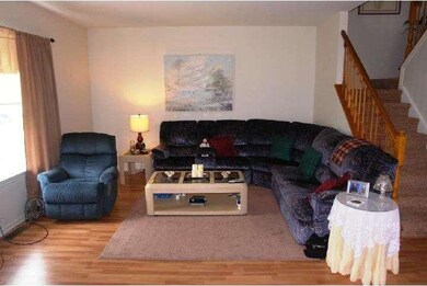 25 Tasley Ct, Trenton, NJ 08691 - photo 2