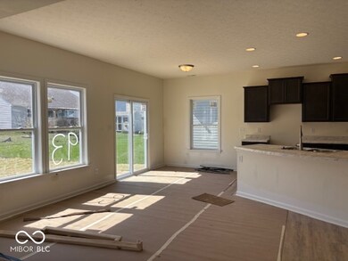 3709 Berkdale Dr, Columbus, IN 47203 - photo 4