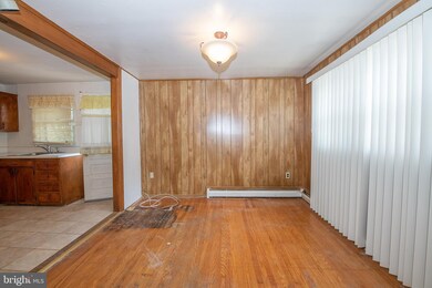 1122 2nd Ave, Folsom, PA 19033 - photo 7
