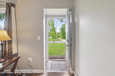 06-5104-Old-Lansing-Rd-Lansing-MI-48917-