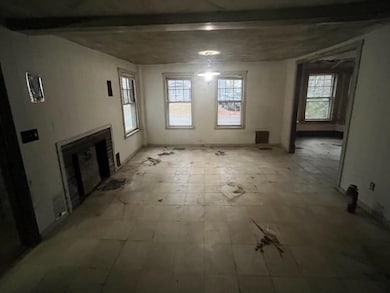 24 Spaulding St, Milford, NH 03055 - photo 5