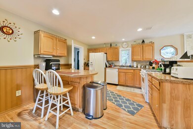 420 Flourtown Rd, Lafayette Hill, PA 19444 - photo 5