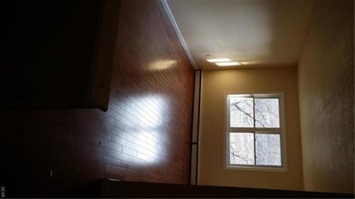 633 Dixon St, Allentown, PA 18103 - photo 6