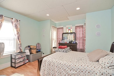 31-33 Milton St, Lawrence, MA 01841 - photo 5