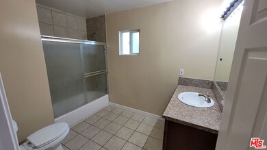 Large Bathroom W/ Tub, Shower, & Vanity