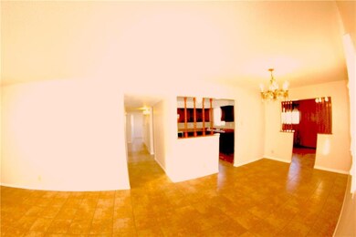 2813 Mckinley Ave, El Paso, TX 79930 - photo 3