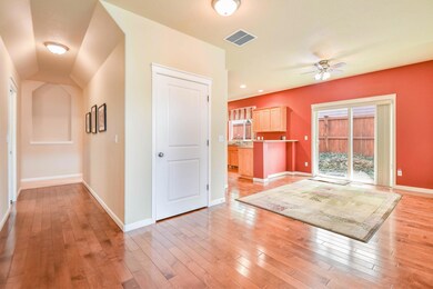 2577 NE Lynda Ln Bend OR 97701-print-004