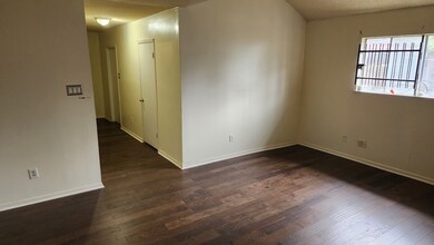 5506 Milart St, Houston, TX 77021 - photo 2