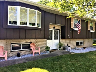 4507 Troxell Dr, Whitehall, PA 18052 - photo 3