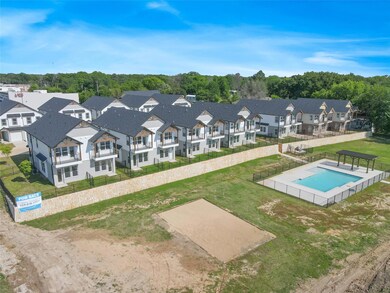 Birds eye view of property featuring a residential