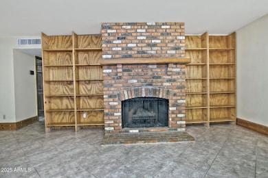 Woodburning Fireplace-010-004-1500x1000