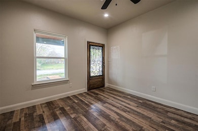 420 S Main St, Bonham, TX 75418 - photo 5