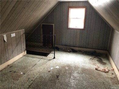 1926 Niagara St, Niagara Falls, NY 14303 - photo 2