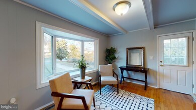 571 Wayward Dr, Annapolis, MD 21401 - photo 4