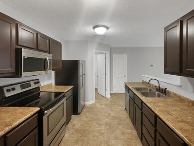 2354 Blackthorn Dr, Franklin, IN 46131 - photo 4