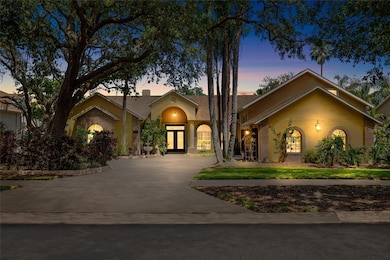 2513 Regal River Rd, Valrico, FL 33596 - photo 2