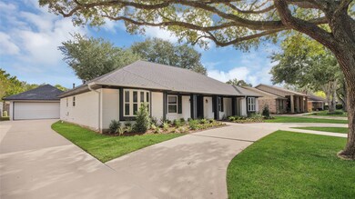 2009 Meadow Ln, Richmond, TX 77469 - photo 3