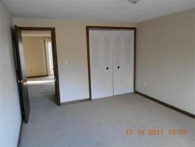 271 Humphrey St unit 3, Lowell, MA 01850 - photo 5