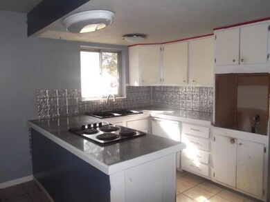 1387 Bosworth Ct, Columbus, OH 43229 - photo 4