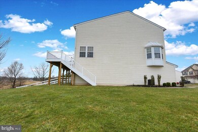 158 S Savanna Dr, Pottstown, PA 19465 - photo 2